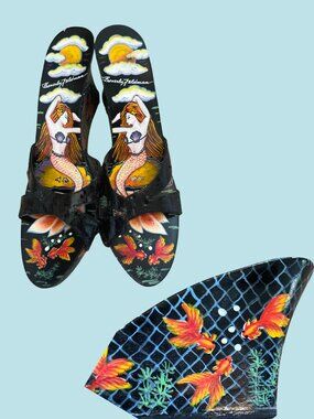 Rare Vintage Beverly Feldman Hand Painted Mermaid Fish Scene Wedge Sandals Black